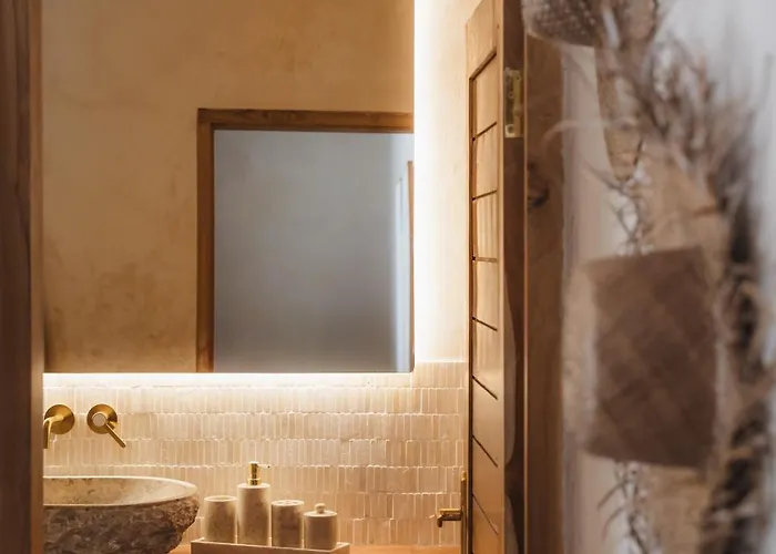 3Br Villa Bohemian Elegance, 2Mins To Ulu Beach أُلُواتو