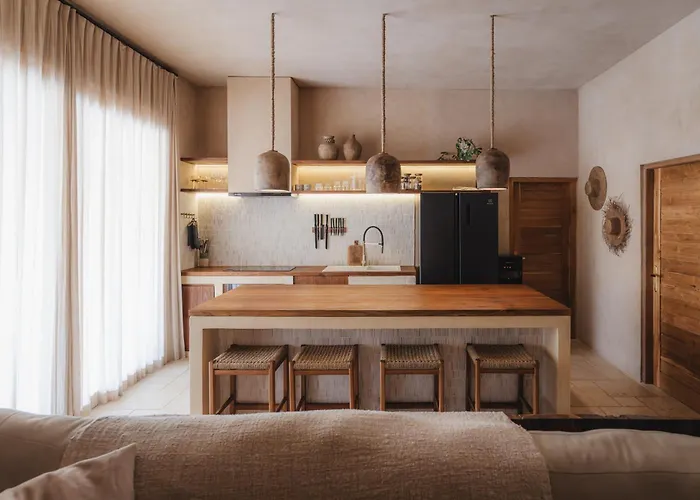 3Br Villa Bohemian Elegance, 2Mins To Ulu Beach بيت للعطل أُلُواتو